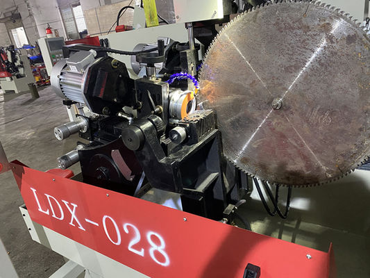 อัตโนมัติเต็ม CNC Double หัวบดด้านมุม Gear เห็นใบบดบดเครื่อง LDX-028A