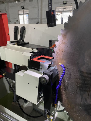 LDX-026A กว้างการบด 500-2000MM เซอร์โวฟู้ดเต็ม CNC เครื่องบดเลื่อยวงกลม